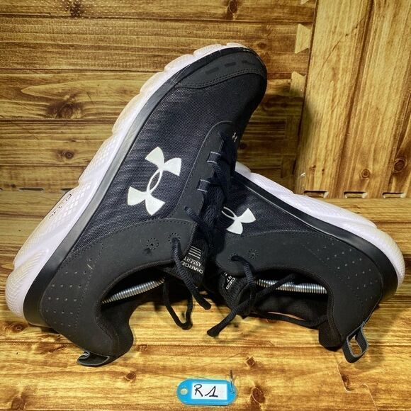 UNDER ARMOUR Charged Assert   Shoes 3021952-001 Black / White Womens Size 14 - Picture 1 of 7
